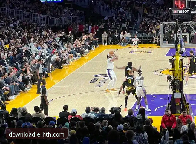 NBA季后赛尼克斯大胜晋级：HTH体育平台观赛体验完整指南